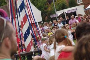 wellow_maypole4 wellow_maypole4